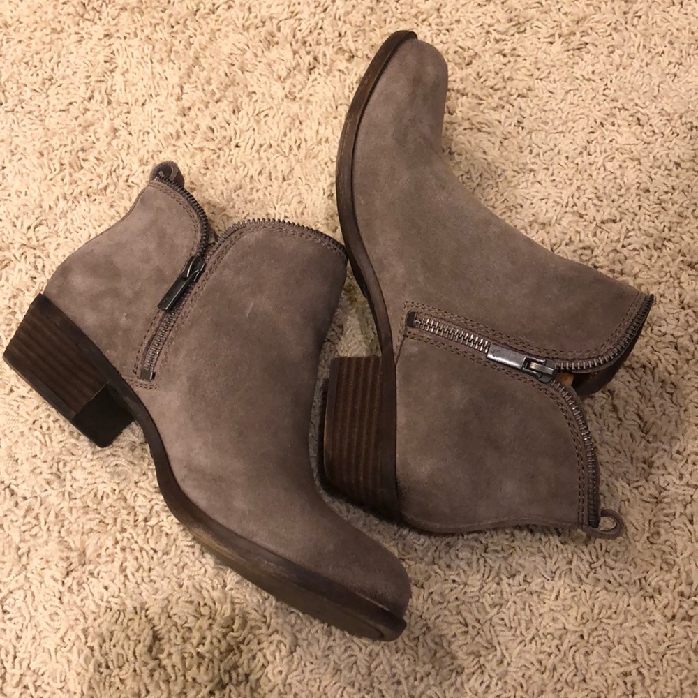 Lucky Brand tan booties